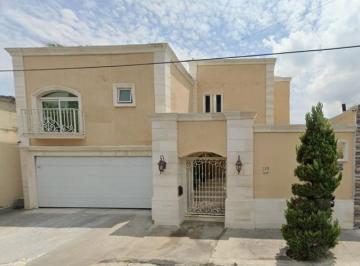 Casa de 3 habitaciones, Monterrey · Venta de Casa en Monterrey Centro, Monterrey Nuevo León.