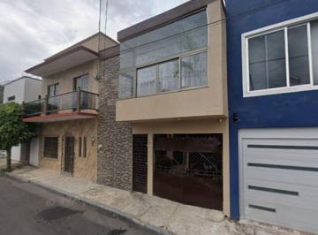 Casa de 4 habitaciones, Orizaba · Venta de Casa en Esmeralda, El Espinal, 94330 Orizaba, Veracruz.