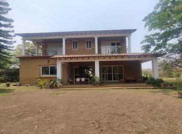 a0c7697d2bac0791a7cbff1ecf040549a5ac0a242094849d8ccc11b5f54160f3 · Casa y Terreno de Gran Extensión en Venta en Tlayacapan Morelos