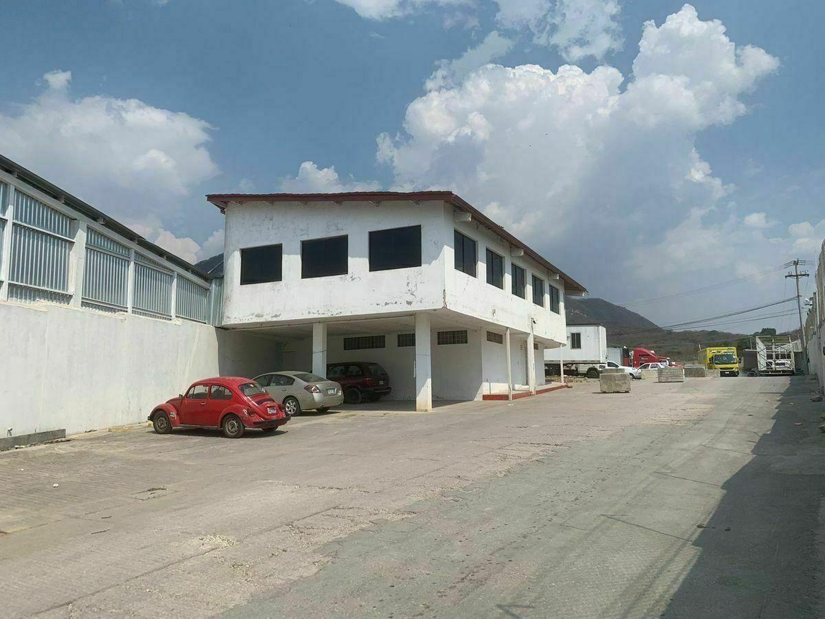 Oficinas en Renta en Loma Bonita Teran