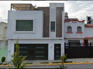 Casa · 132m² · 4 Recámaras · 2 Estacionamientos - INMUEBLES CONSTRUIDOS · Casa en Venta en Valle de Puerta de Hierro Pachuca de Soto Hidalgo