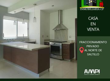 Casa de 3 habitaciones, Saltillo · Bonita Casa en Esquina en Fraccionamiento Privado Villa Contessa