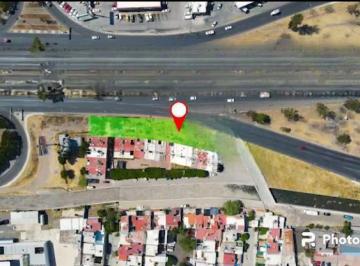 Terreno / Lote · 1229m² · Terreno en Venta en Lateral de Carretera 57, Querétaro