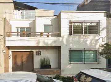 Casa de 3 habitaciones, Miguel Hidalgo · Casa en Venta en Irrigación
