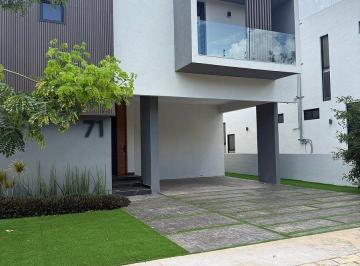 eeeb0a815456531207f6597c2cf44f631470e649776b05f94b107fb6ebdae866 · Residencia en Venta en Oasis, Yucatán Country Club