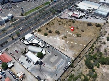 72b088988b4c88428d3c24dc1ba85519ee65e9bf7b514690bf50ed4352320895 · Terreno Comercial en Renta Sobre Paseo de La República, Querétaro