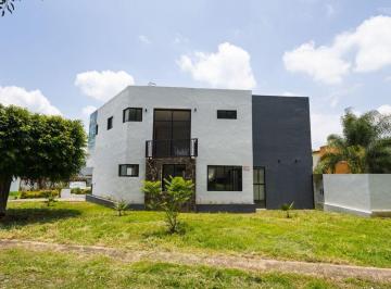 Casa en condominio · 269m² · 3 Recámaras · 6 Estacionamientos · Residencia Lujo, Tranquilidad y Exclusividad en Santa Anita