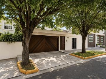 Casa de 4 habitaciones, Naucalpan de Juárez · Hv - Casa en Satélite Remate Bancario Oportunidad Pagos Flexibles