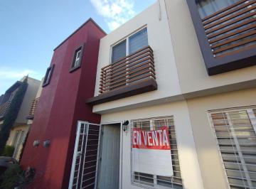 Casa de 2 habitaciones, Zapopan · Casa en Venta en Real Cantabria – Zapopan