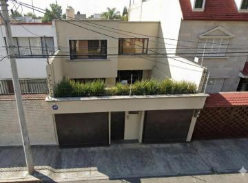 Casa de 4 habitaciones, Coyoacán · Casa en Country Club Churubusco Coyoacán Oportunidad!