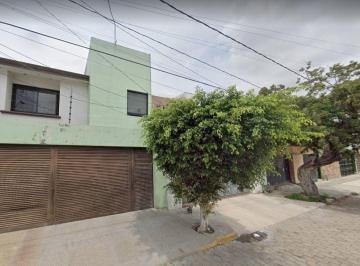 Casa de 4 habitaciones, León · Venta de Casa en León Moderno, León Guanajuato.