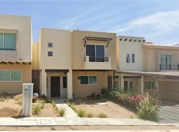 1 · Excelente Oportunidad: Casa en Los Cabos, Comunidad Cerrada con Accesibilidad