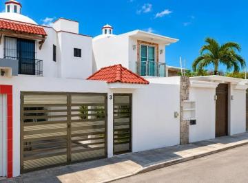 1 · Casa en Venta en Playa del Carmen, Quintana Roo