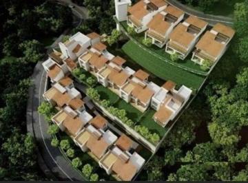 1 · Casa en Venta en Interlomas Lomas Country Club Conjunto Orizzonte