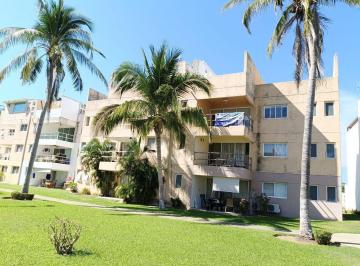 Departamento · 82m² · 2 Recámaras · 2 Estacionamientos · Departamento de 2 Recamaras, con Alberca y Roof Garden en Venta en Banus Acapulco, $1,950,000 Pesos