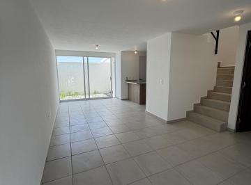 $12,000 MXN mensuales (mantenimiento incluido)95 m² de terreno | 95 m² de constr · Casa en Renta, Hacienda de Las Fuentes, Calimaya