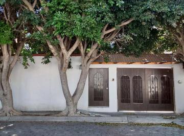 8ddf52ea48df0917bf5600271e1c31ecdd1d0b874d918ca792637816b99f2ce0 · Casa Para Remodelar, Colinas del Cimatario, Qro.