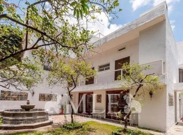 Casa · 415m² · 4 Recámaras · 1 Estacionamiento · Casa en Cuernavaca Centro