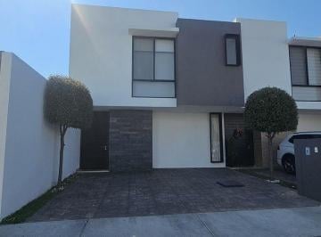 0aed416916839486247333c4eca10e7255396ab148d2f4957e944ab1e9cd8101 · Casa en Venta en El Refugio Queretaro