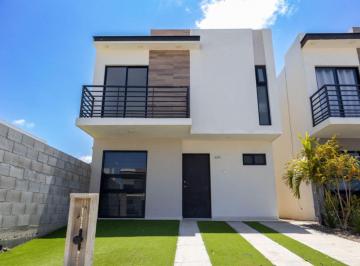 Casa de 3 habitaciones, Mazatlán · Casa en Venta en Hacienda del Seminario Coto Santa Raquel