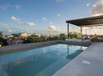 Departamento de 2 habitaciones, Solidaridad · Amplia Residencia de 2 Recámaras con Terraza Privada a Pasos de La Quinta Av