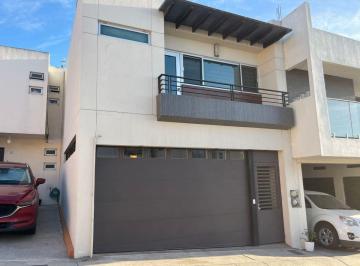 Casa en Venta de 3 habitaciones Colinas de California · Casa en Venta