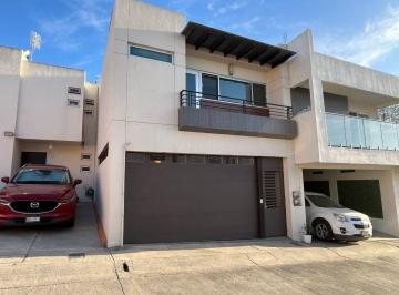 Casa de 3 habitaciones, Tijuana · Casa en Venta en Colinas de California - Excelente Estado y Ubicacion