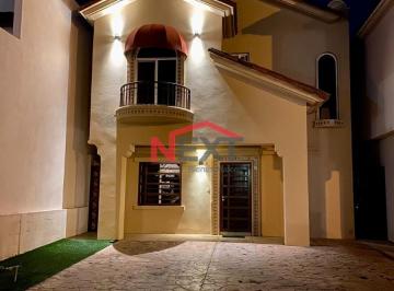 Foto principal · Casa en Renta en Real de Sevilla