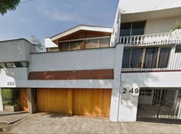 Casa de 5 habitaciones, Coyoacán · Ksr Pagos Flexibles Amplia Casa en Venta Remate Hipotecario en Paseos de Taxqueña