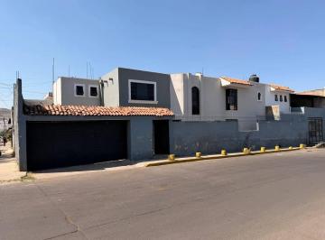 Casa de 4 habitaciones, Guadalajara · ¡Oportunidad en Guadalajara! Casa Amplia, Cómoda y Lista Para Habit