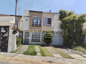 Casa · 65m² · 2 Recámaras · 1 Estacionamiento · Casa en Venta en Los Héroes Chalco