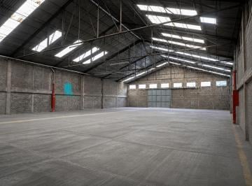 Nave principal: altura 9 a 12m · Nave Industrial en Atizapán / 1,563 m² / Altura Hasta 12 m / Acceso Tráiler