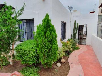 Casa de 2 habitaciones, Los Cabos · Casa Fabiola | 2 Recámaras | Pet Friendly | Agua Clara, Cabo San Lucas