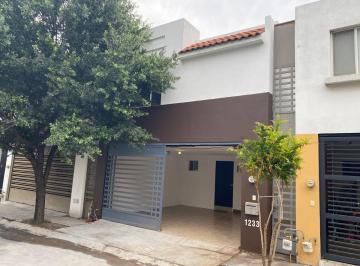 Casa de 3 habitaciones, Monterrey · Casa en Renta en Cumbres San Agustin, Monterrey N. L