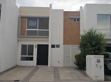 079f54dd486a9171f13604bcb0a1d58a700e5df836bd9a5475b45c3fe300f025 · Casa en Venta en El Refugio, Querétaro