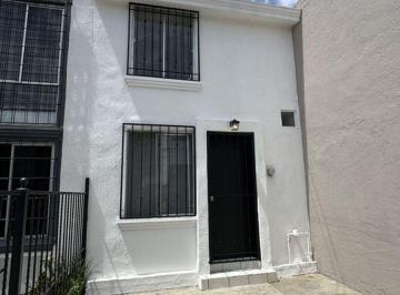 Casa de 2 habitaciones, Zapopan · ? Casa en Renta en Coto con Vigilancia | Lista Para Habitar Cerca de Valdepeñas