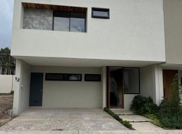 Casa de 3 habitaciones, Zapopan · Casa de 140 m² con 3 Recámaras en Renta en Jocotán