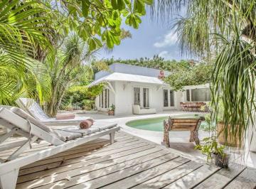 Casa de 3 habitaciones, Solidaridad · Caribbean Luxury Villa Steps From The Beach | Private Luxury Sanctuary in Playacar Phase I