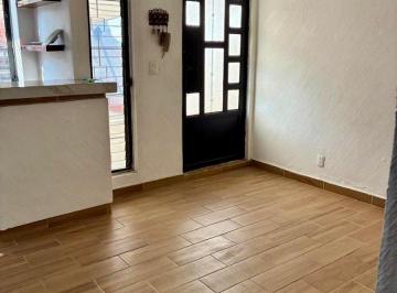 Casa de 3 habitaciones, Jiutepec · Casa Sola Remodelada en El Corazón de Civac