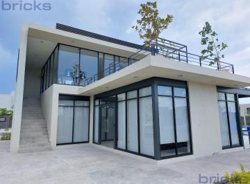 Casa en condominio · 100m² · 3 Recámaras · 2 Estacionamientos · Casa en Condominio - Zákia