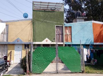 Casa · 76m² · 2 Recámaras · 1 Estacionamiento · Casa en Venta en Chalco de 3 Pisos