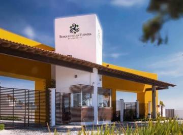 Casa en condominio · 206m² · 3 Recámaras · 3 Estacionamientos · Casa en Renta Modelo Ibiza en Fraccionamiento Bosque de Las Fuentes en Calimaya, Estado de Mexico.