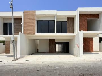Casa · 190m² · 4 Recámaras · 2 Estacionamientos · Casa Nueva en Venta Lomas del Mediterraneo