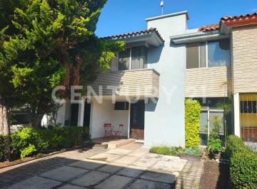 Casa · 187m² · 3 Recámaras · 2 Estacionamientos · Casa en Venta Col. El Cerrito, Privada de 8 Casas, Zona Univ. Trozmer, Puebla