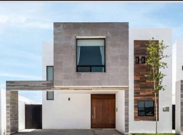 1 · Casa en Venta en La Toscana Residencial, Torreón, Coahuila de Zaragoza