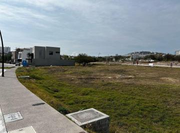Terreno / Lote · 253m² · Terreno en Fraccionamiento Lago de Juriquilla
