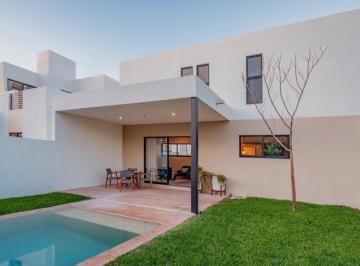 Casa · 119m² · 2 Recámaras · 2 Estacionamientos · Casa en Venta Al Norte de Mérida