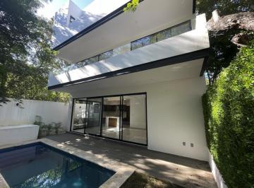 Casa · 286m² · 3 Recámaras · 2 Estacionamientos · Casa en Venta en Playa del Carmen