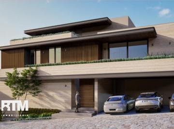 Casa · 440m² · 4 Recámaras · 2 Estacionamientos · Casa en San Luis Potosí