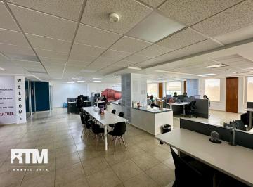 Oficina · 566m² · 3 Recámaras · Se Rentan Oficinas Amuebladas y Adecuadas Para Corporativo o Cowork, en Av Carranza